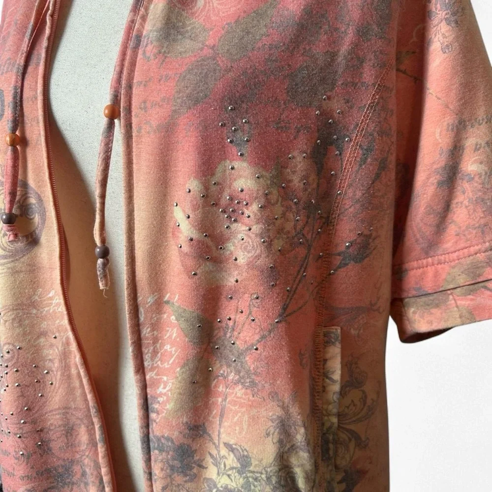 Green Tea Coral XL Graphic Short-Sleeve Zip Hoodie - Picture 4 of 6
